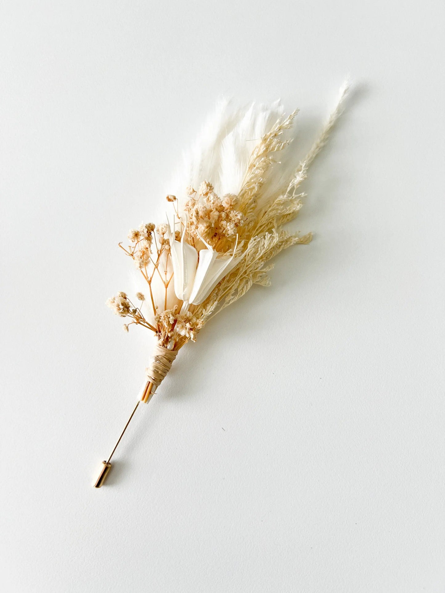 Boutonniere - Neutral - Withered Whimsy Boutonniere