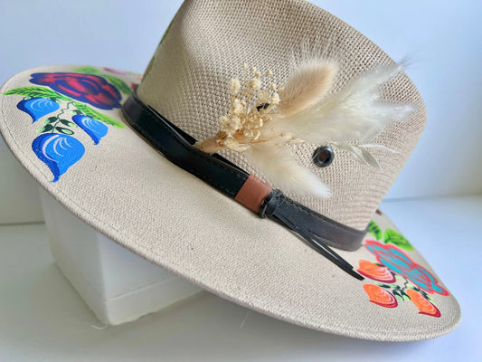Hat Accent - White Pampas Grass (Dried flowers only) - Withered Whimsy Hat Feathers