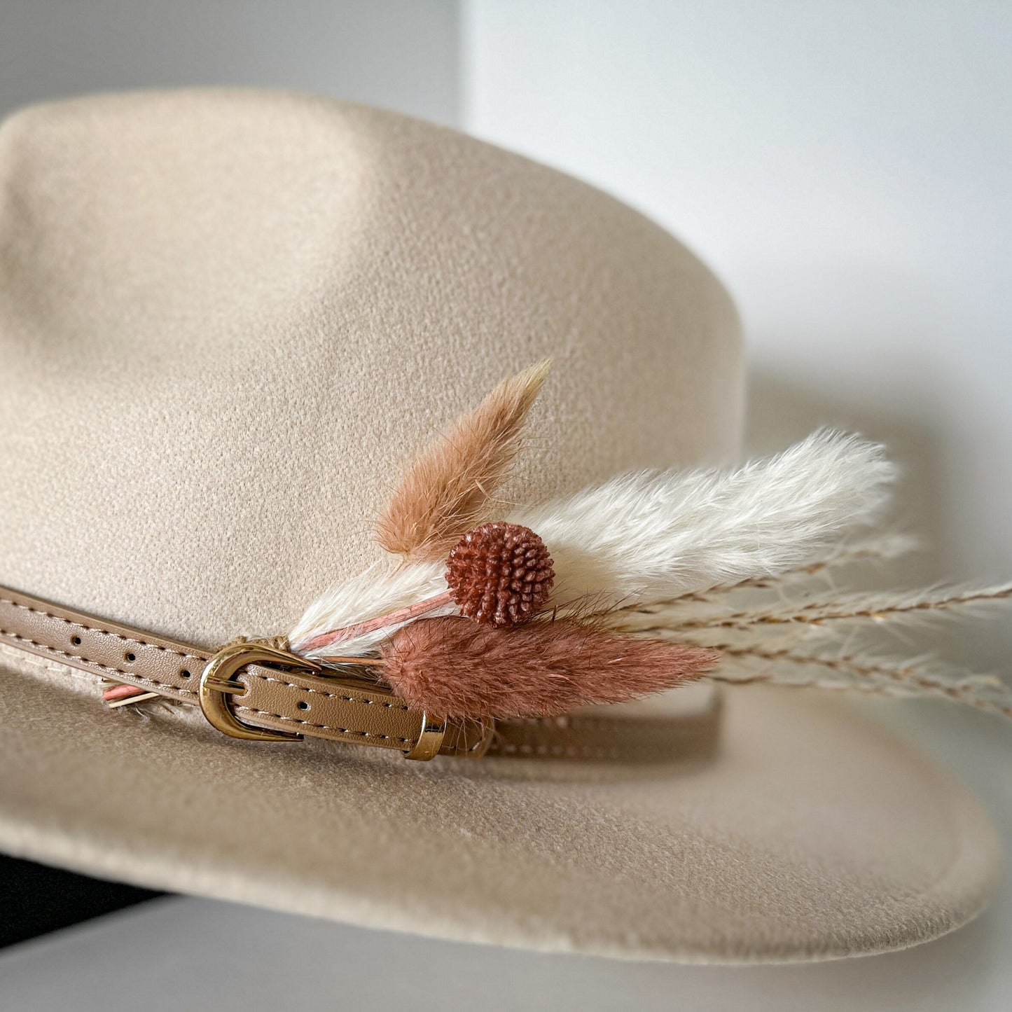 Hat feathers, feathers for hat, dried flowers and feather accent, feathers for fedora, cowboy hat, or floppy hat - MAUVE Craspedia