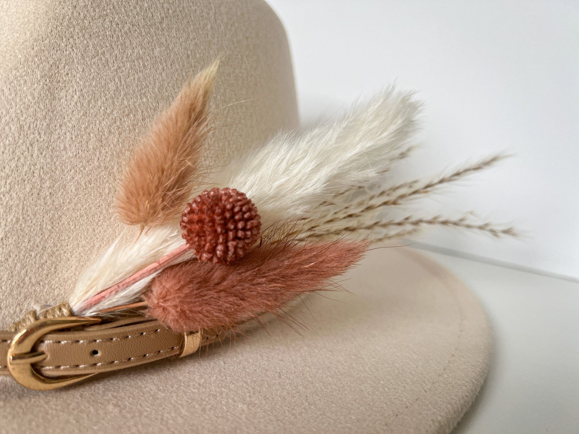 Hat feathers, feathers for hat, dried flowers and feather accent, feathers for fedora, cowboy hat, or floppy hat - MAUVE Craspedia